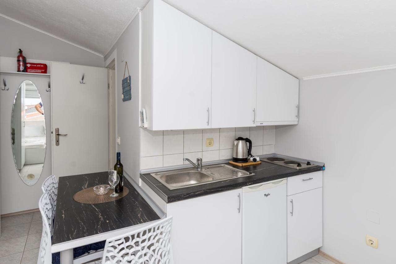 Apartments Dovana Kaštela المظهر الخارجي الصورة