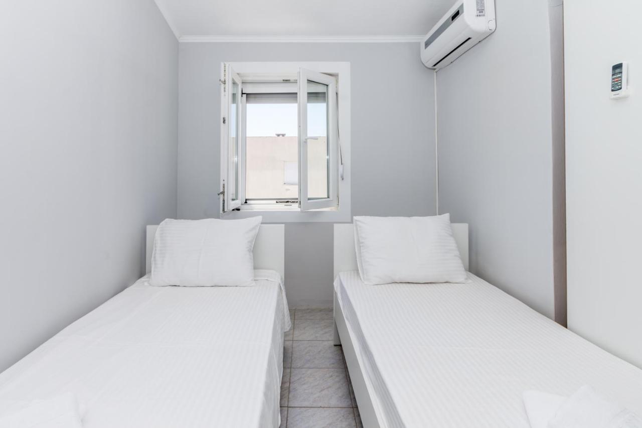 Apartments Dovana Kaštela المظهر الخارجي الصورة