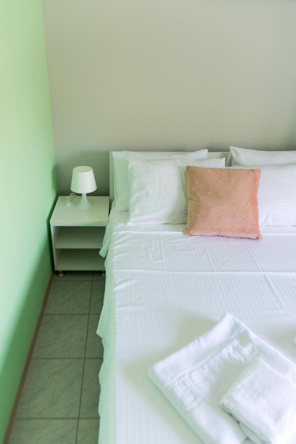 Apartments Dovana Kaštela المظهر الخارجي الصورة