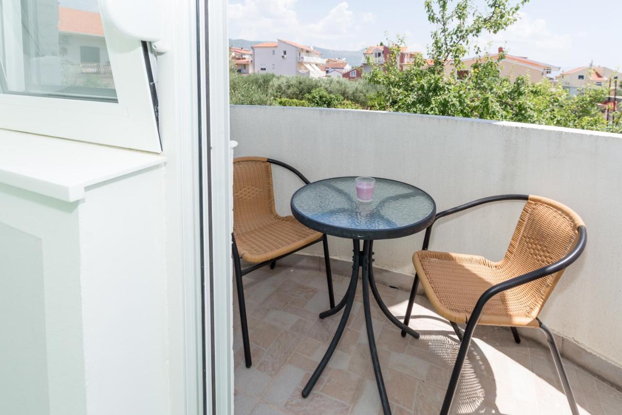 Apartments Dovana Kaštela المظهر الخارجي الصورة
