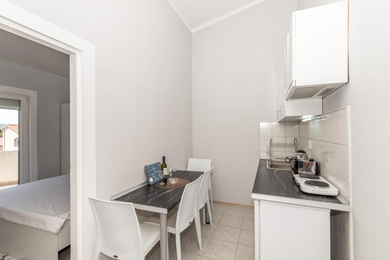 Apartments Dovana Kaštela المظهر الخارجي الصورة
