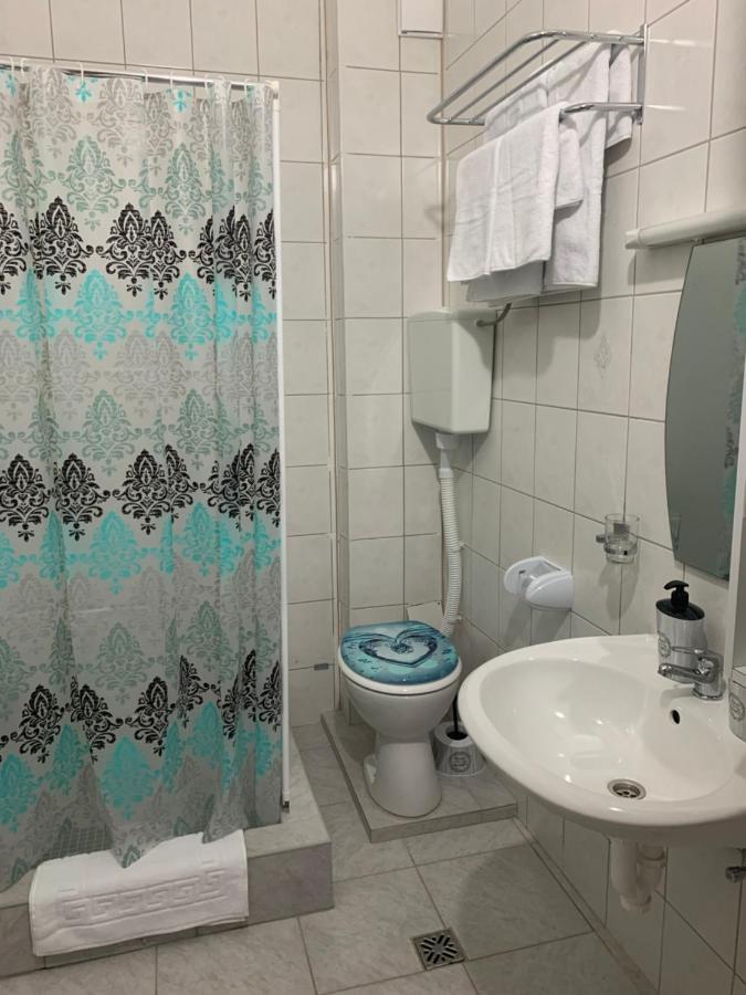 Apartments Dovana Kaštela المظهر الخارجي الصورة
